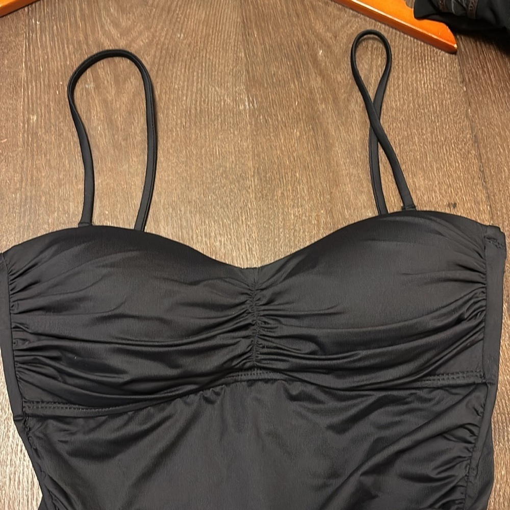 La Blanca Black Swimsuit with Vibrant Accents - Picture 5 of 9